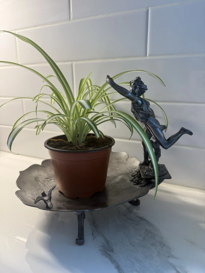 Meriden Calling Card Tray with Mercury Bird Ring Figural Quadruple Silverplate - Image 2 of 4