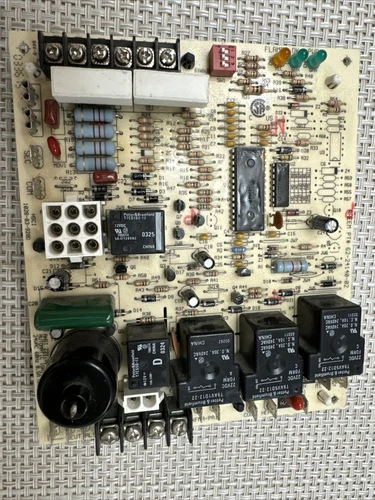 Rheem Ruud 62-24140-02 Furnace Control Circuit Board 1028-83-928D