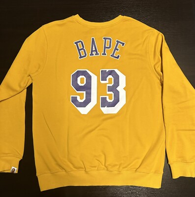 APE BAPE KAWS LAKERS レイカーズ　GAME SHIRTS L APE BAPE KAWS LAKERS レイカーズ GAME SHIRTS L