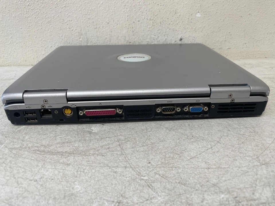 Compaq Presario 2100 15" Laptop AMD Athlon XP AS-IS - Image 4 of 4