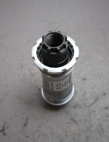 NOS Shimano 105 BB 5500 Bottom Bracket / ENG 68 mm BC 1,37 / 109.5 mm / 251g - Picture 4 of 8