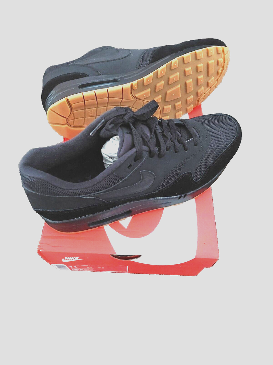 Size 11 Nike Air Max Black Gum Premium DS