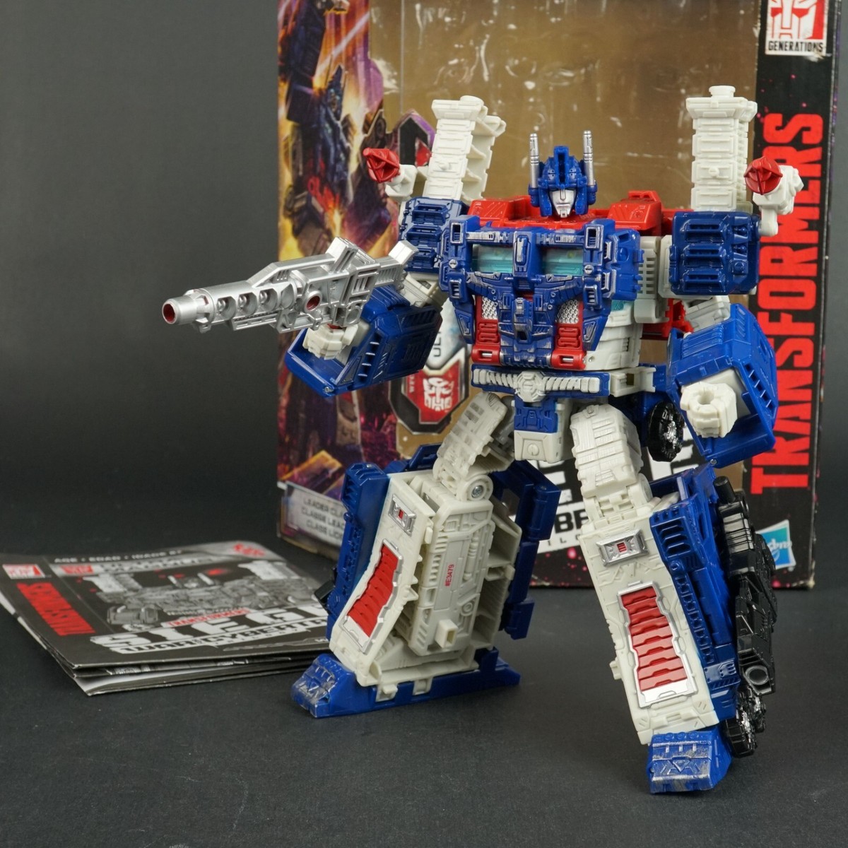 トランスフォーマー ユニバース Callenge at Cybertron