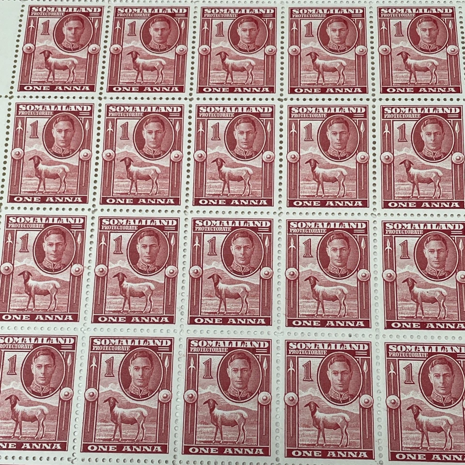 Somaliland Protectorate 1942 KGVI Stamps MNH Sheet - 120 Stamps  - Image 2 of 4