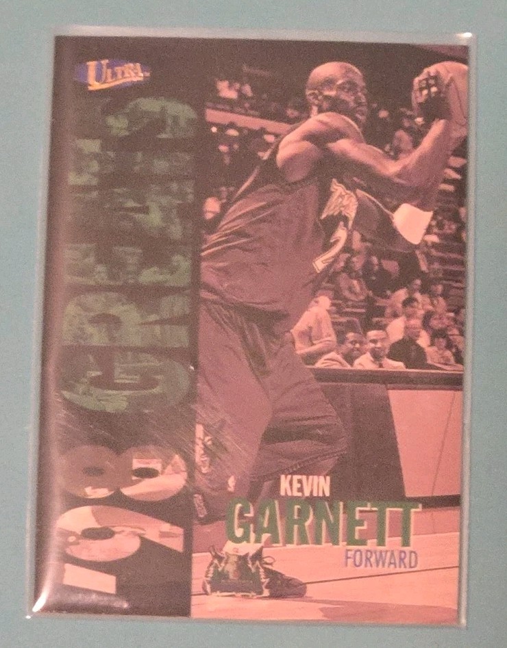 1998 Fleer Ultra Gold Medallion Kevin Garnett # 254 Minnesota Timberwolves