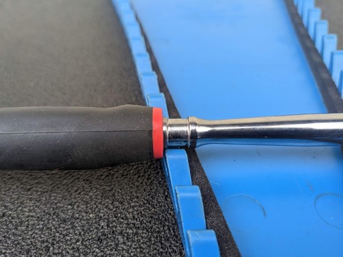 #bl981 NEW Snap-On 1/4" Drive Soft Grip Quick-Release Flex Ratchet THRLF72 Red - Picture 8 of 12