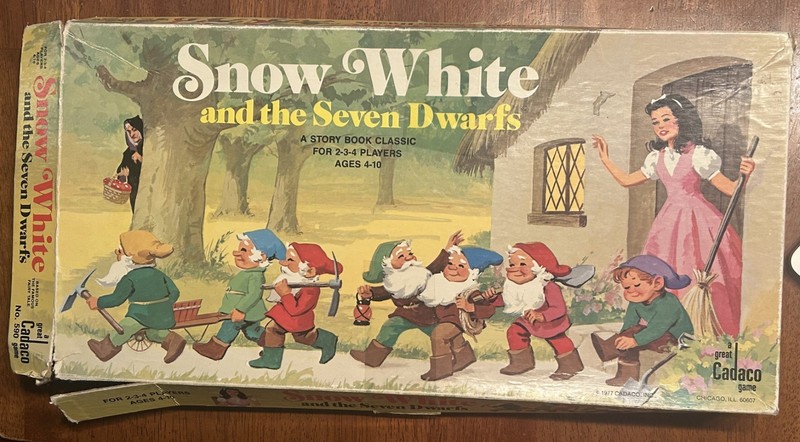 Vintage Snow White and the Seven Dwarfs Board Game-1977-No instructions