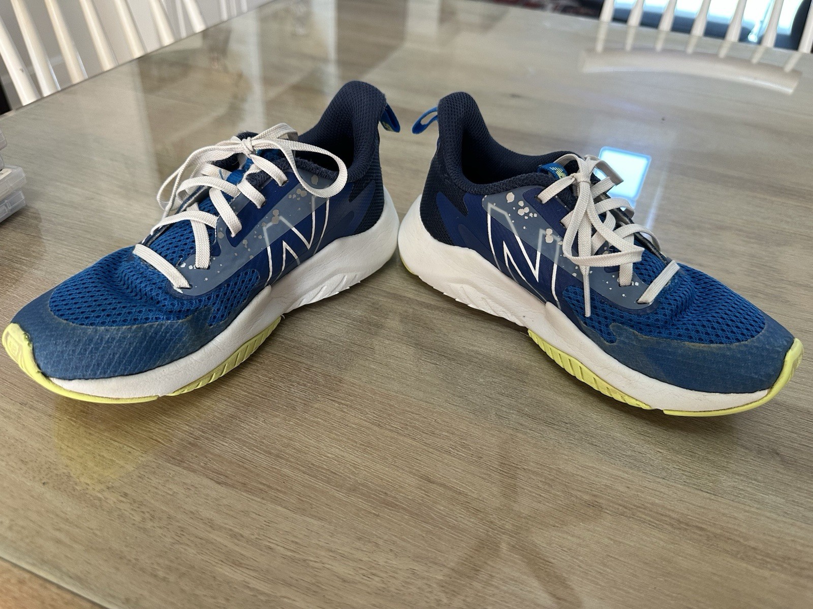 SAOLA New Balance BIG KIDS 2Y Rave Run V2 Scarpe da ginnastica stringate Blu