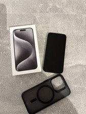 Apple iPhone 15 Pro 128 Gb mit 87% Batterie Batterie Health