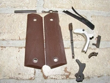 Parts for Colt 1911 Pistol, Hammer, Grips, Springs, Safety, Extractor,