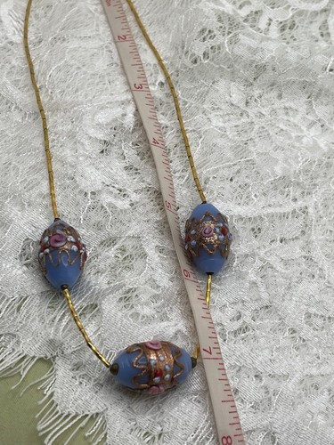 Gold Tone Wedding Cake Abstract Bead Necklace - Picture 10 of 12