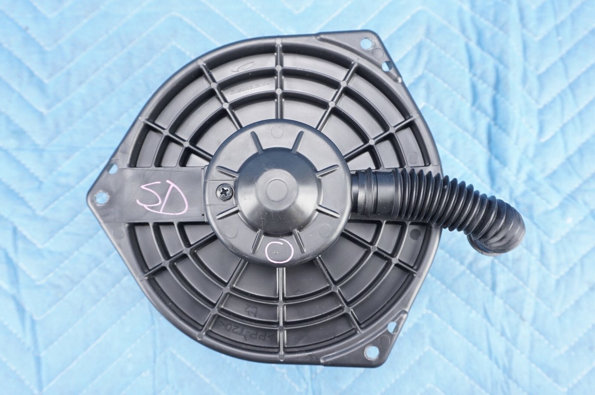 Nissan Titan XD Blower Motor & Fan 27220-EZ00A 2016-2018 OEM | eBay