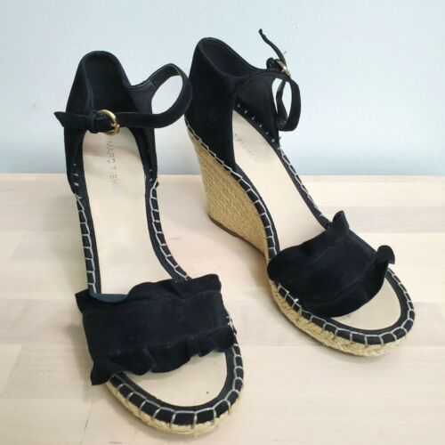 Marc Fisher Alpargata cuña Sandalias talla 8.5 Ante negro Volante Correa y hebilla - Imagen 3 de 12