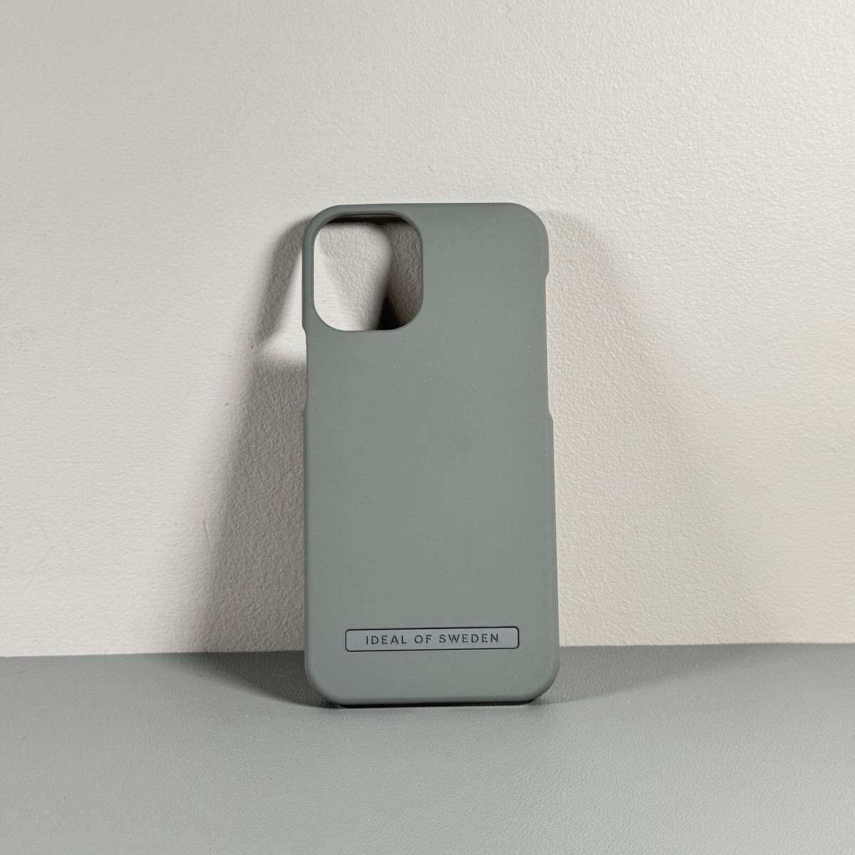 IDEAL OF SWEDEN Case for iPhone 12 MINI: Ash Grey | Minimalist