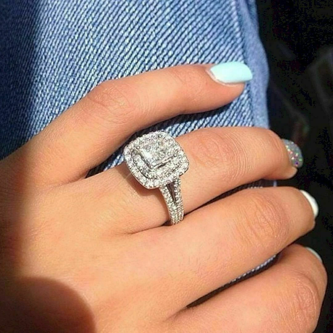 halo engagement ring