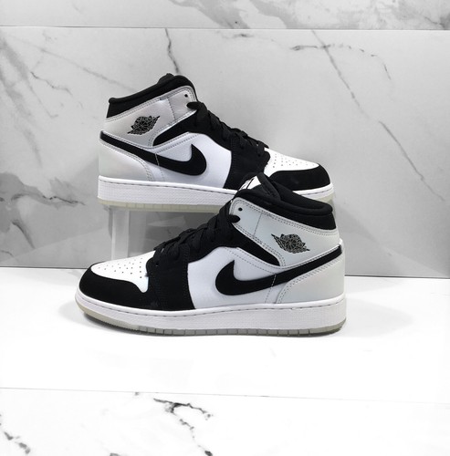 Air Jordan 1 Mid SE GS Diamond Shorts 