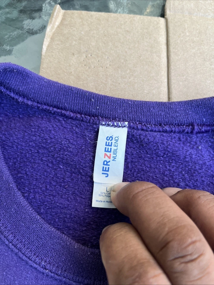 Sudadera De Colección Peluda Otter Talla L Púrpura Cuello Redondo 2002 Harry Potter Foto 4 de 4