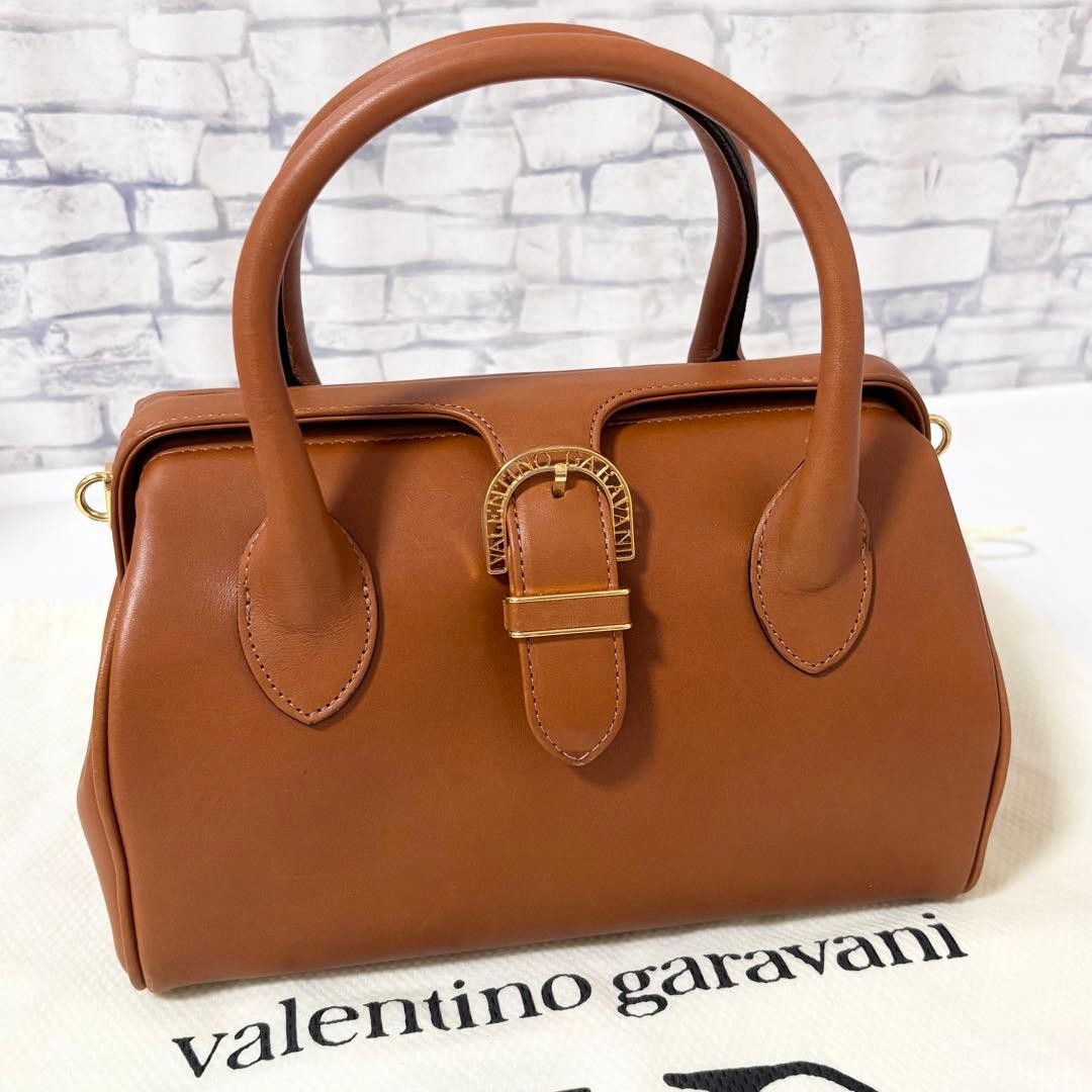Valentino Garavani Brown Leather 2-Way Mini Handbag with Accessories Japan thumbnail 2