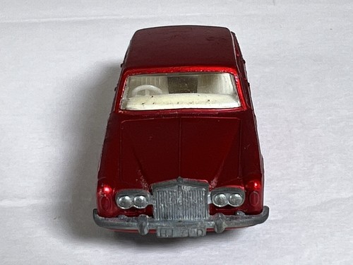 Matchbox Superfast No.24 Rolls Royce Silver Shadow - Made in England by Lesney