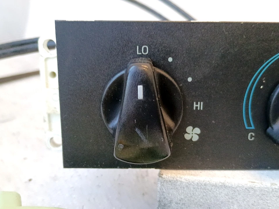 92-97 Doble Cable Calentador/AC/HVAC Control y Cable Ford F100 F150 F250 F350 Bronco Foto 2 de 4