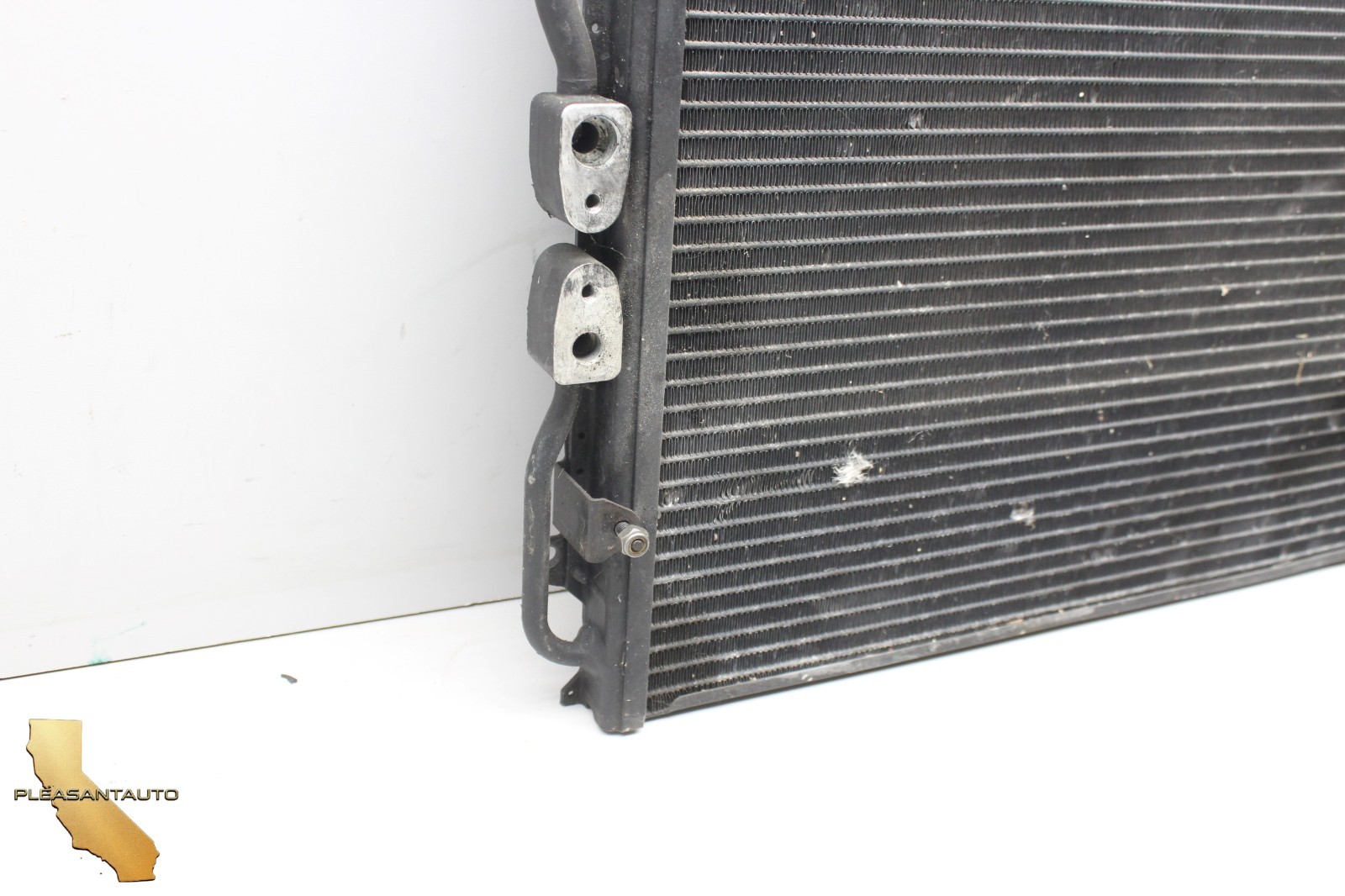 03-11 M139 MASERATI QUATTROPORTE AIR CONDITIONING AC A/C CONDENSER OEM