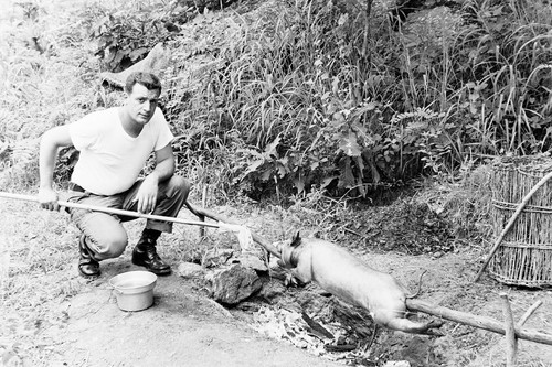 20 NEGS KOREA 1950s SOLDIER'S PHOTOS HANDSOME US ARMY PIG ROAST PEPSI BUDWEISER - Picture 11 of 21
