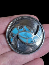 VINTAGE ZUNI TURQUOISE CHANNEL INLAY HUMMINGBIRD DESIGN STERLING BROOCH PIN