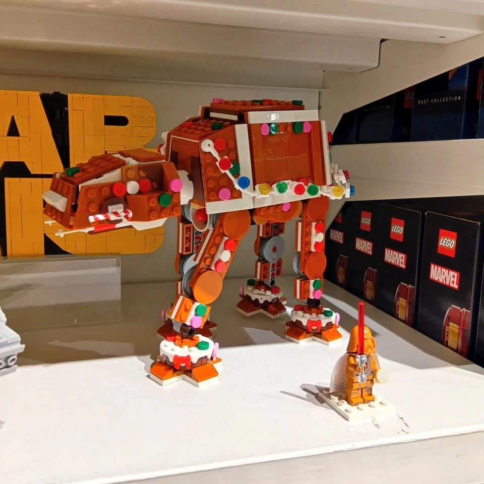 LEGO Star Wars Gingerbread AT-AT Walker Set 40806 Christmas Gift 2025 in stock - Image 3 of 4