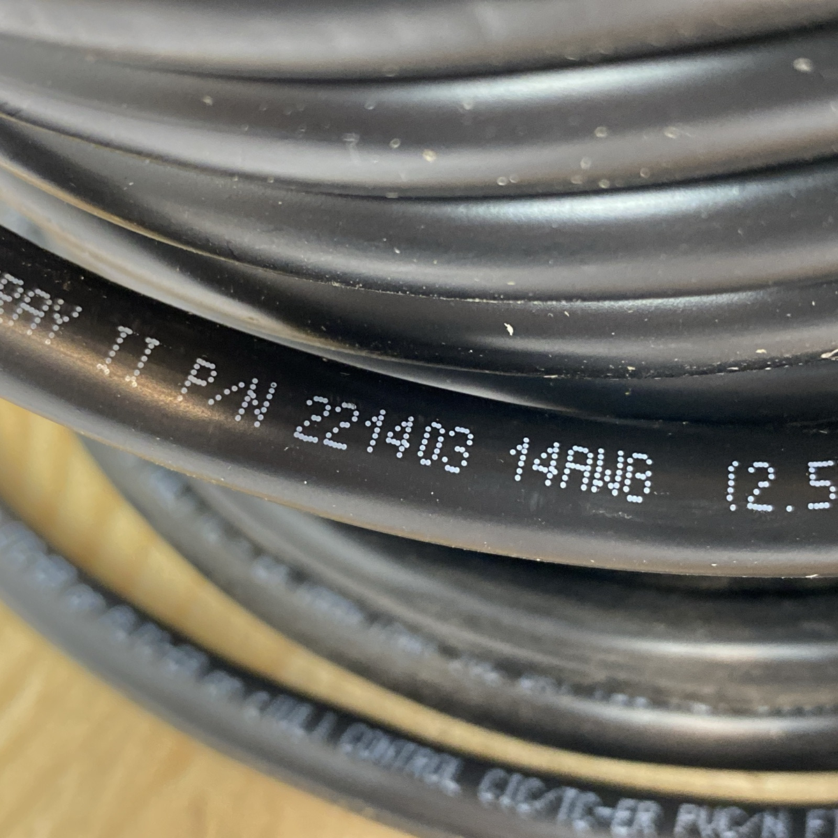 LAPP 221403 Cable OLFLEX TRAY II 3G2.5 14/3C 71-FT 3C 14 AWG Black