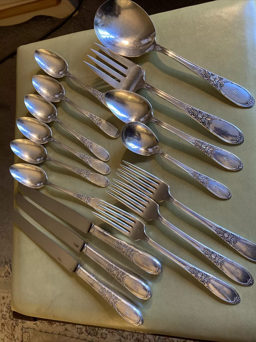 WM Rogers Son AA IS Pattern Silver Tone Silverware Set of 16 eBay