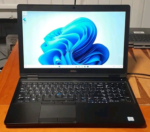 Dell Latitude 5580 i5-7440HQ 4xCPU@2.8GHz 8GB RAM 128GB SSD Win11(2D1) - Picture 2 of 15