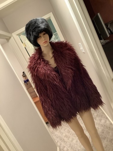 WILLOW & CLAY RED SHAGGY FAUX FUR  BOHEMIAN FURRY GLAM RAVE JACKET SIZE MEDIUM - Bild 4 von 18