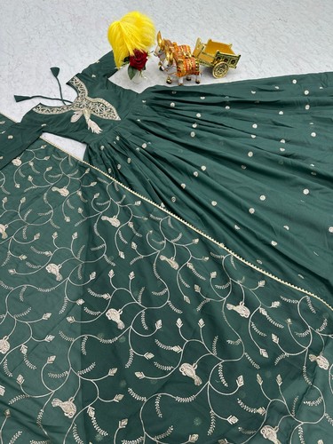Gown Pakistani Wedding Dress Salwar Kameez Ready To Wear Suits Indian Party New - Picture 22 of 25