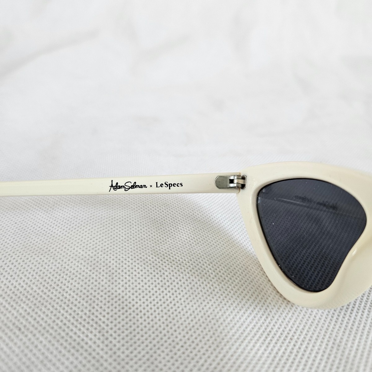 Adam Selman X Le Specs White Cat Eye Sunglasses LAS1821102_3-THE-SCANDAL-  main image 4