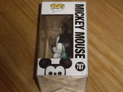 MICKEY MOUSE - FUNKO POP DISNEY MICKEY GO THAILAND -No.787 - 2020 NEW /PROTECTOR - Picture 2 of 6