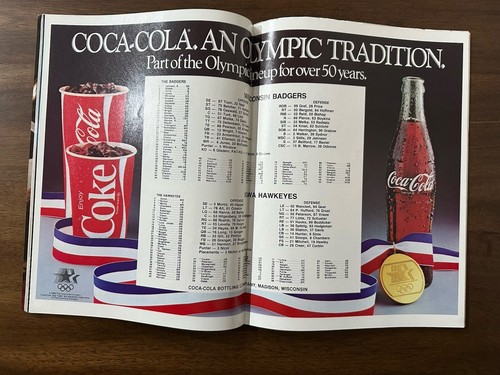 1983 WISCONSIN BADGERS vs IOWA HAWKEYES Football Program November 5, 1983 - Picture 2 of 5