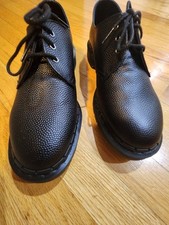 Dr. Martens lace up pebbled leather oxford shoes black 30960 NWOB size W 10 M 9