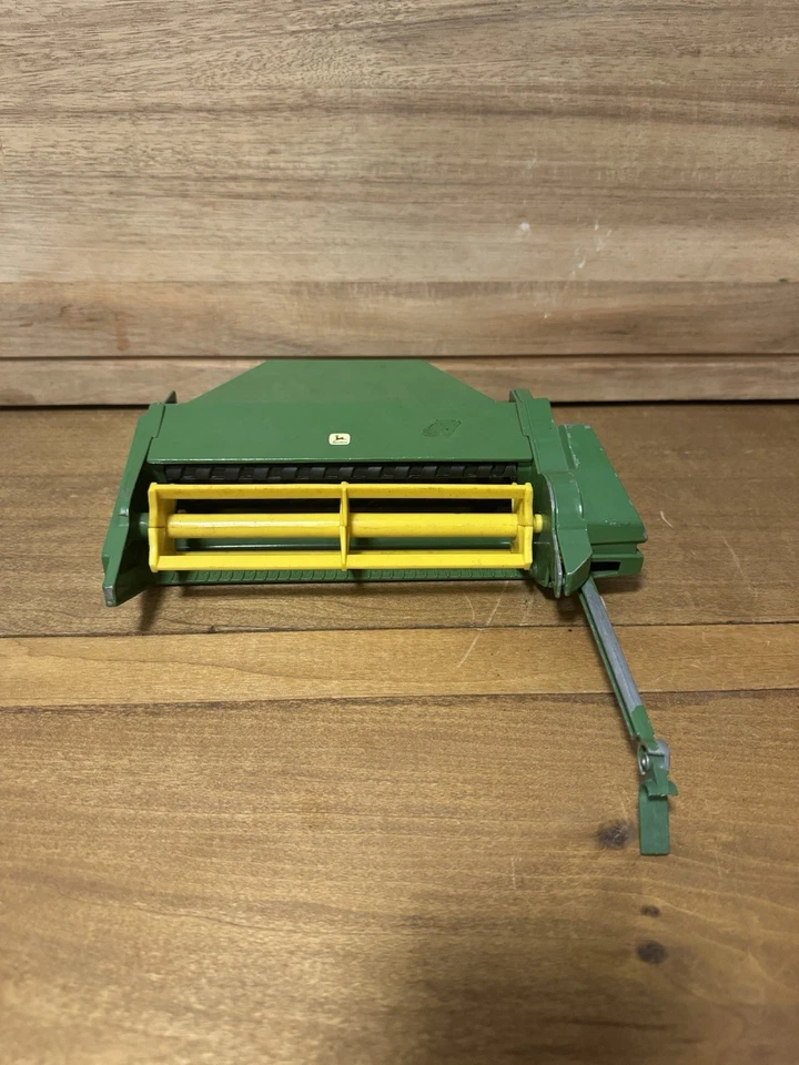 ERTL 1/16 Scale John Deere Mower Conditioner Haybine - Image 3 of 4