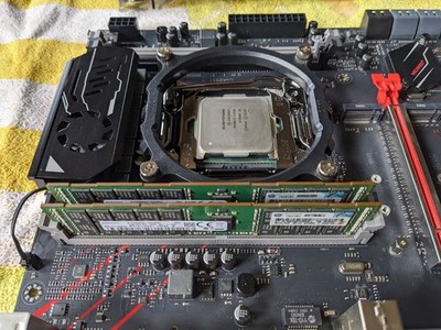 32gb of DDR4 + MACHINIST MR9A PRO MAX X99 Motherboard + Xeon E5 2682 V4 CPU Kit