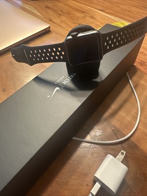 apple watch nike  series 3 gps 38mm