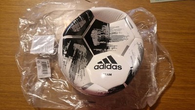 Adidas TEAM Glider CZ2230 Size 4 Fußball Schwarz Weiß Silber Training 