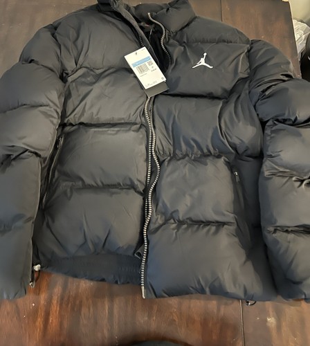 Nike Air Jordan Essentials Jumpman Puffer Jacket Black FB7331-010 Men’s Size M