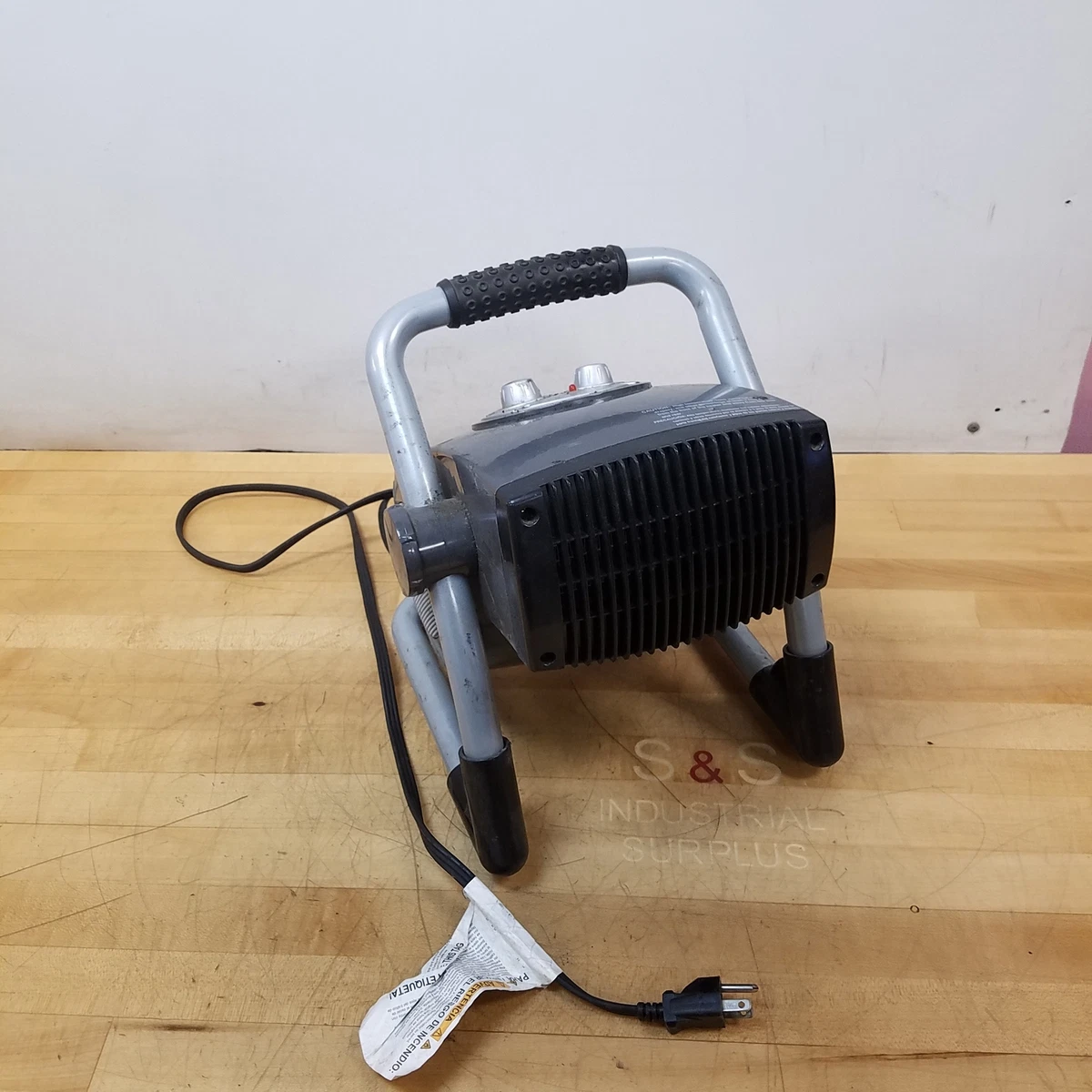 Air King 8900 1DKX3 Portable Electric Heater, Fan Forced, 120 VAC, 900/1500  Watt | eBay