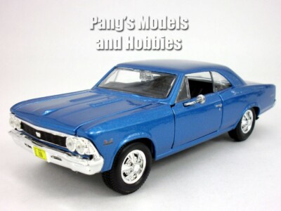 1966 Chevrolet Chevelle 1966 SS 396 1/24 Scale Diecast Model by Maisto - BLUE