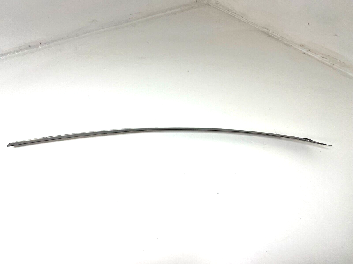 84 85 86 87 88 89 NISSAN DATSUN 300ZX WINDSHIELD MOLDING TRIM