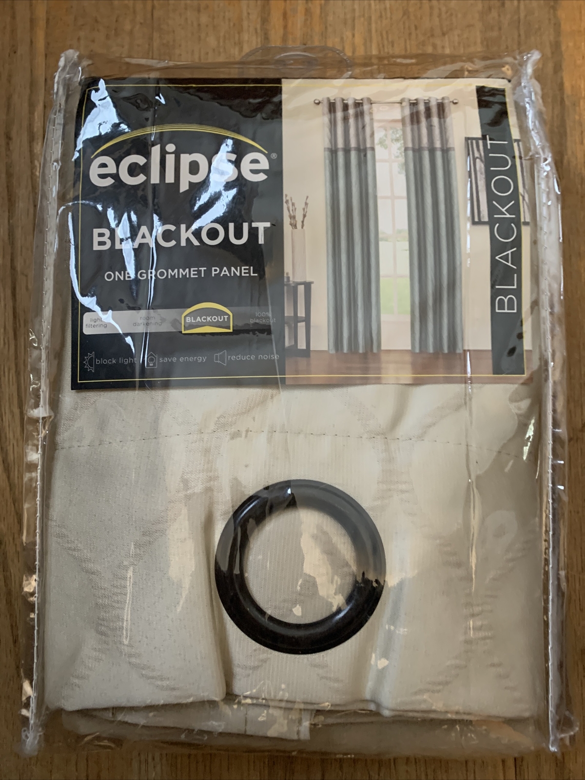 Eclipse Arno Thermalayer Blackout Window Curtain Panel Grommet 52 x 84