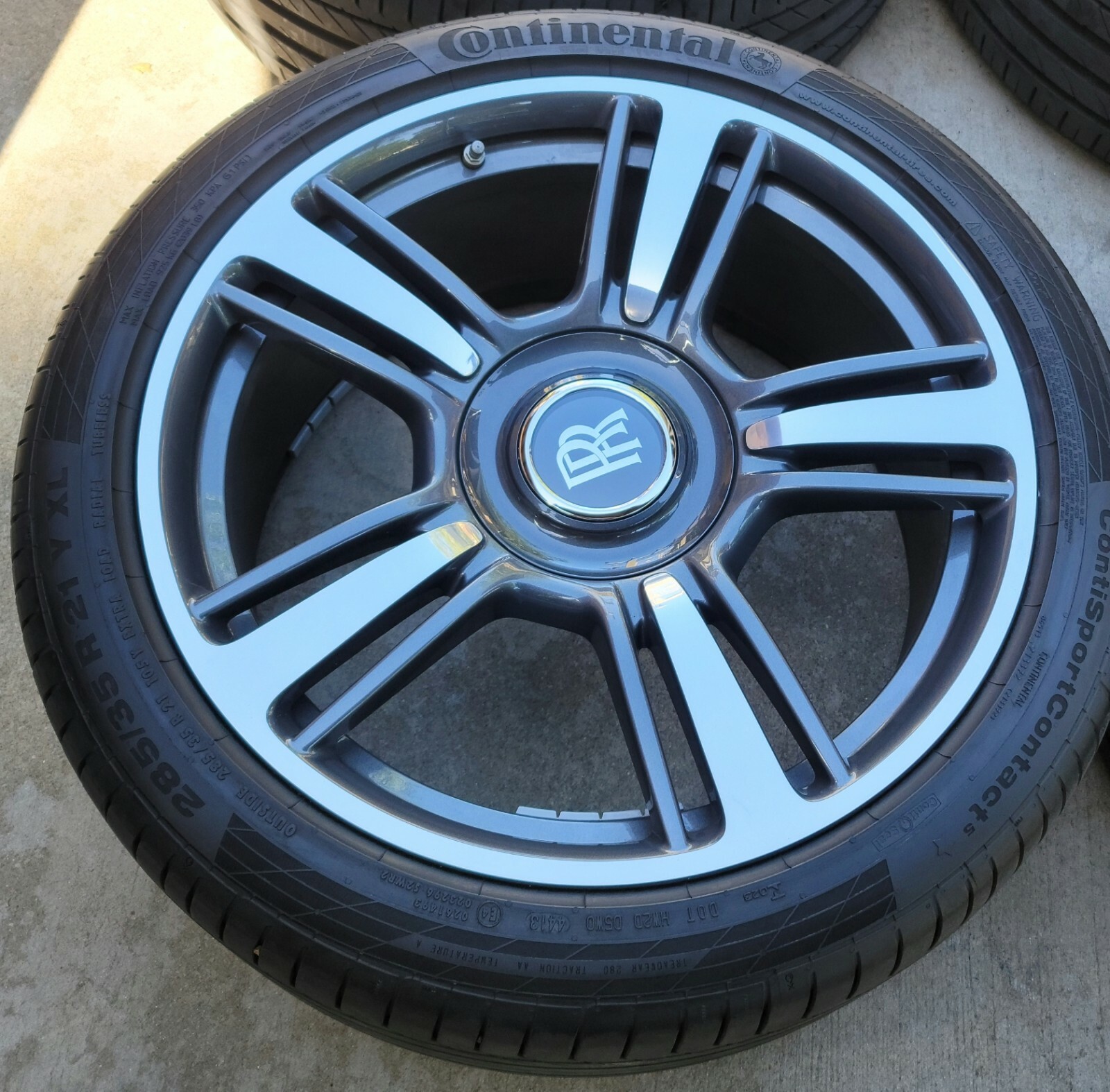 21" OEM FACTORY ORIGINAL ROLLS ROYCE WRAITH DAWN GHOST WHEELS TIRES SENSORS.