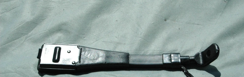 Cinturón de seguridad Fairlady 1974-1978 Datsun 260Z cierre femenino OEM negro derecho (derecho) Foto 4 de 4