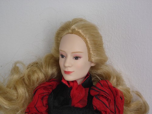 Disney Store Alice in Wonderland live action 12" Doll - Picture 6 of 8