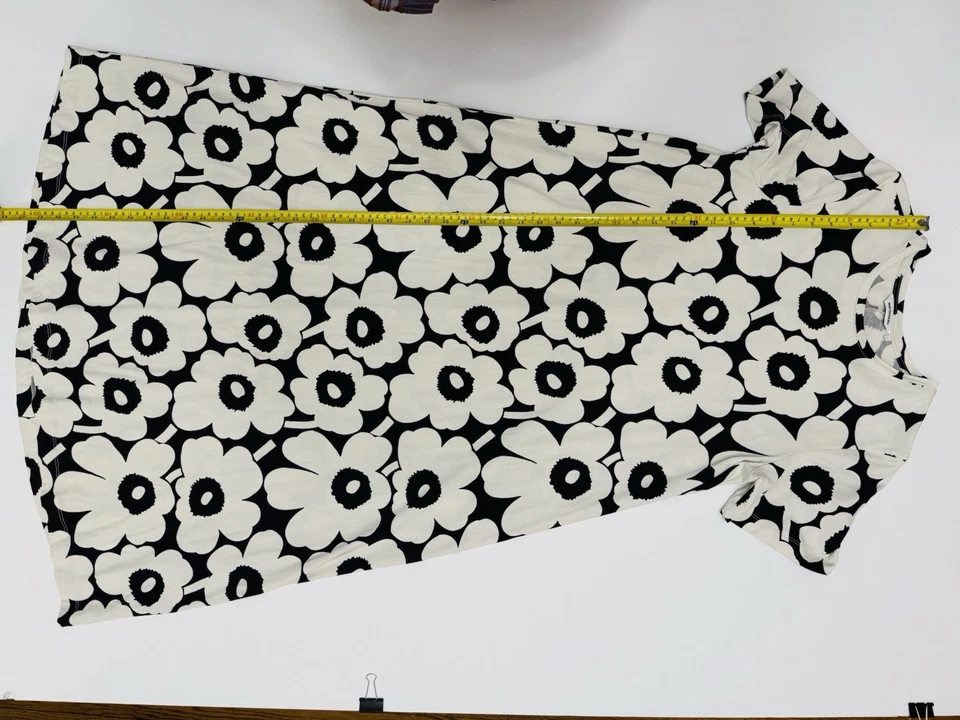 Vestido Jersey Marimekko Pisteinen Unikko Pequeño Negro Marfil Algodón Foto 4 de 4